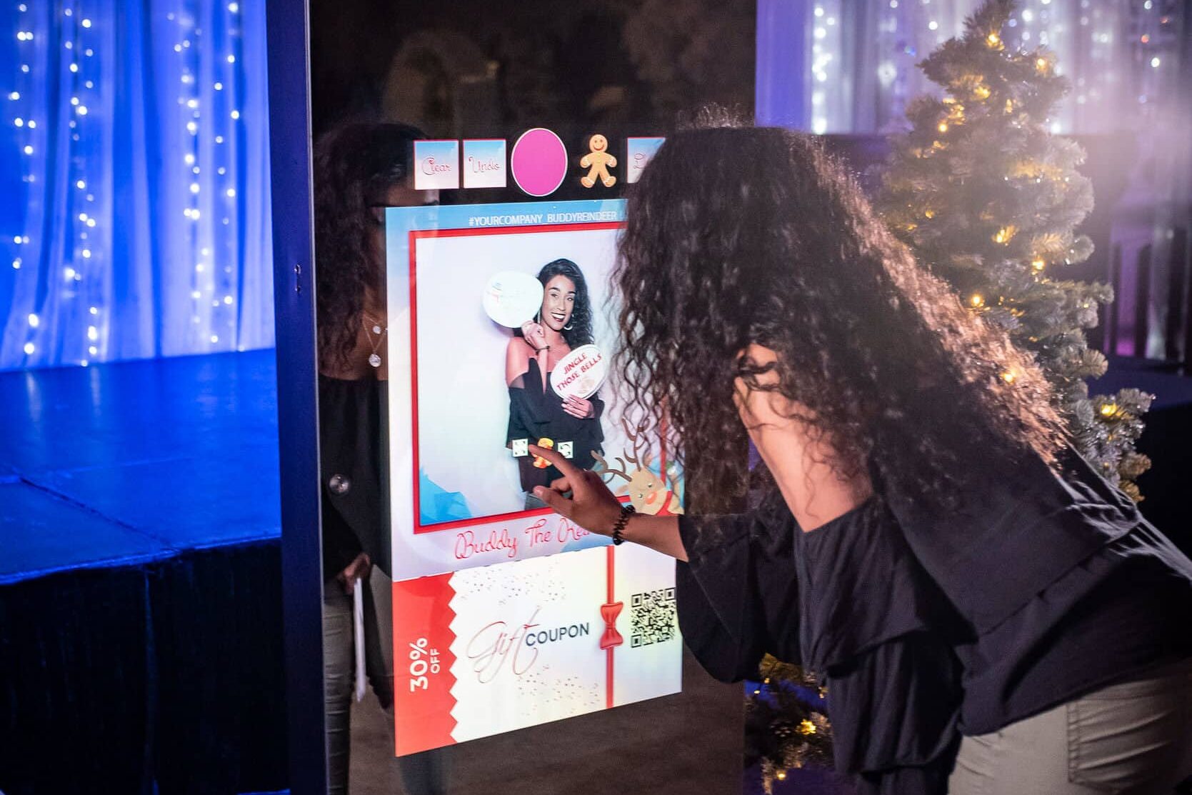 Interactive mirror photo booth